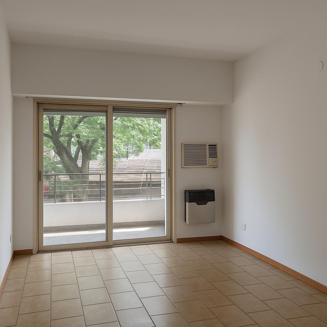 Remedios De Escalada 100, Piso 1