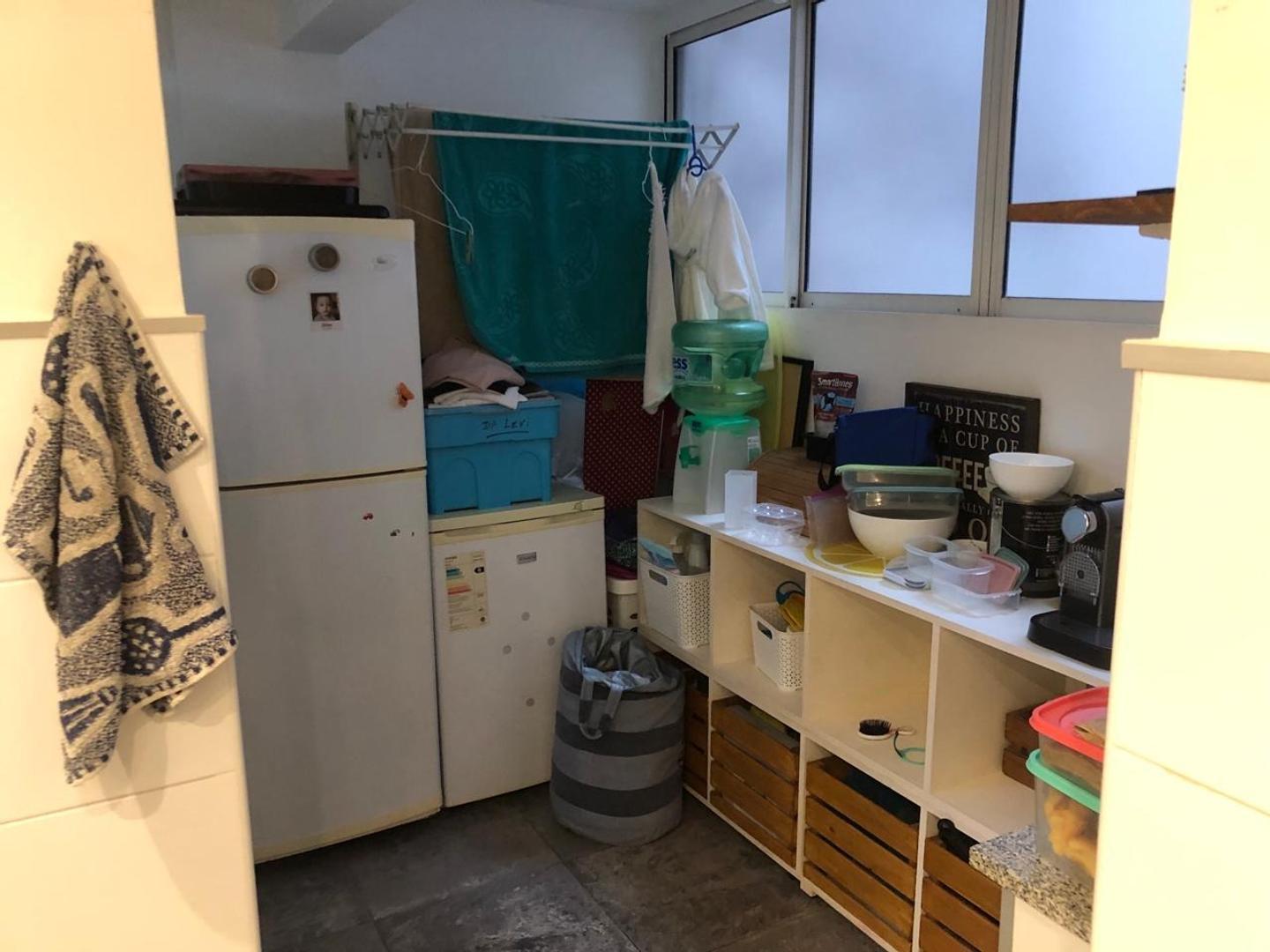 Departamento 4 ambientes con 2 baños