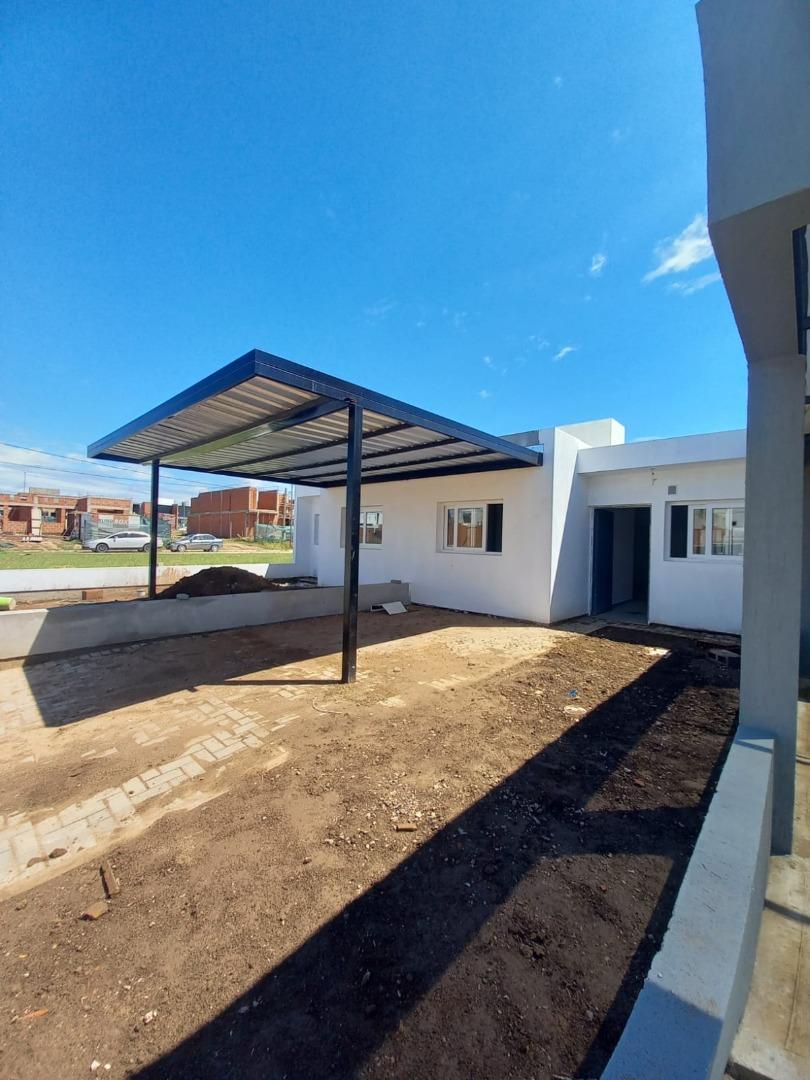 CASA EN VENTA DE DOS DORMITORIOS EN DOCTA  AVENIDA