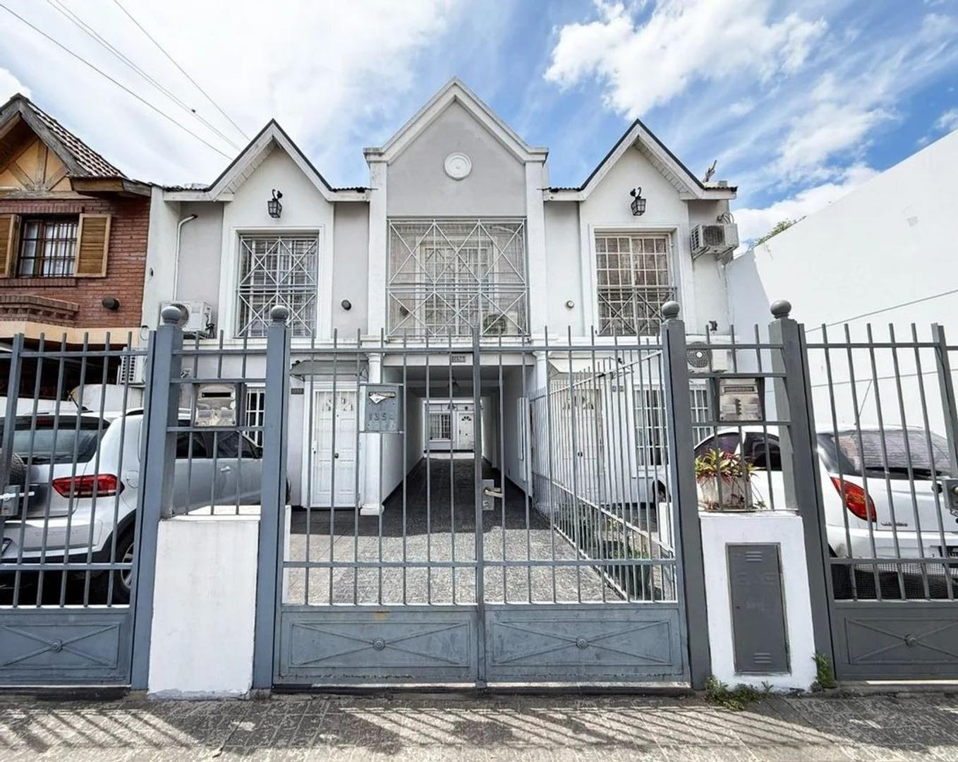 Triplex venta 4 ambientes Ramos Mejia