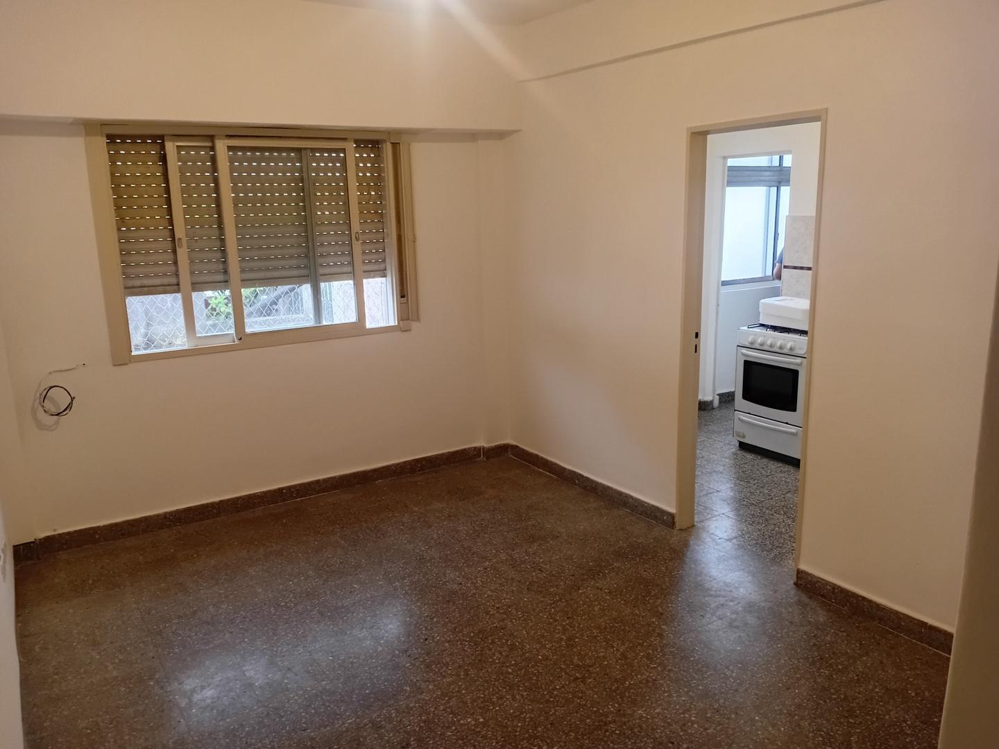 Departamento de 2 AMB en alquiler