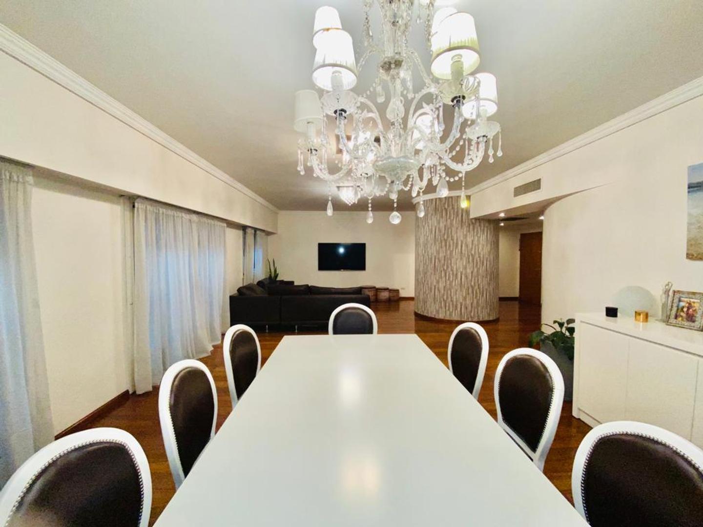 Departamento en Venta con 2 cocheras