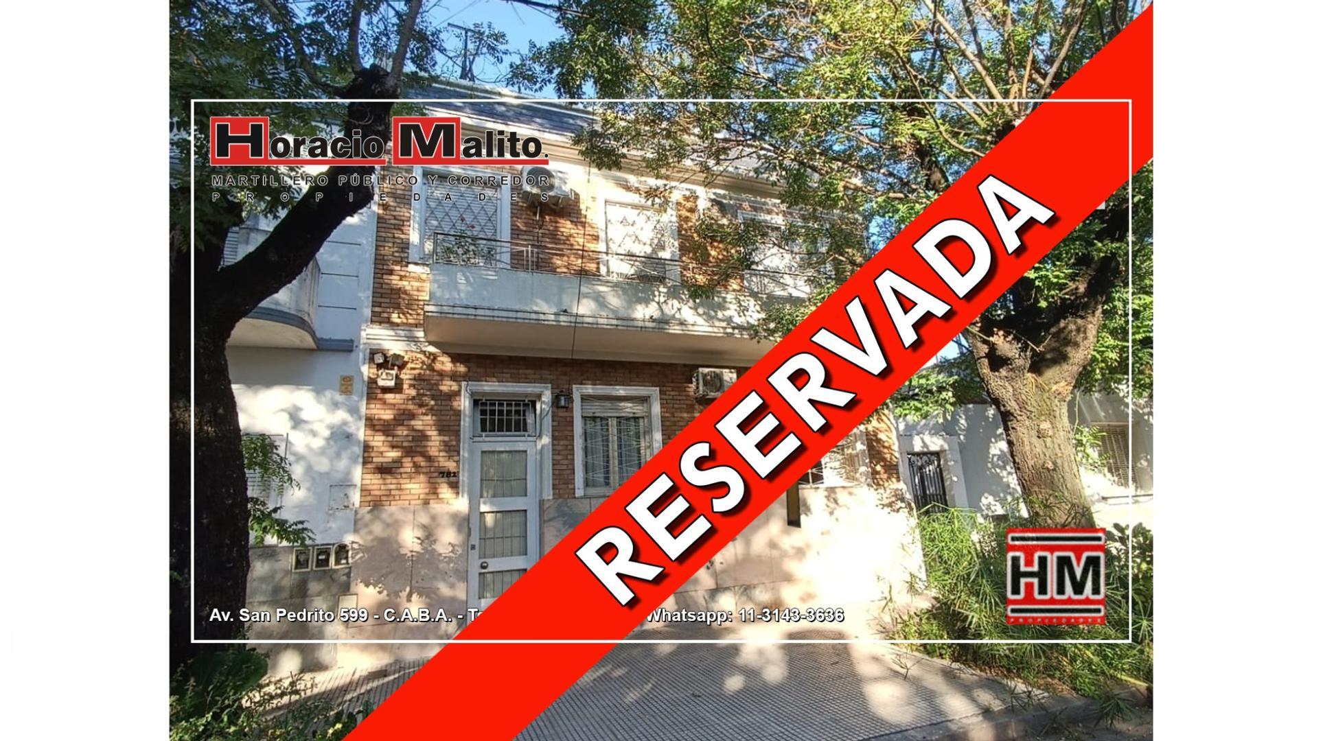 PH en VENTA de 3 ambientes al frente, con patio