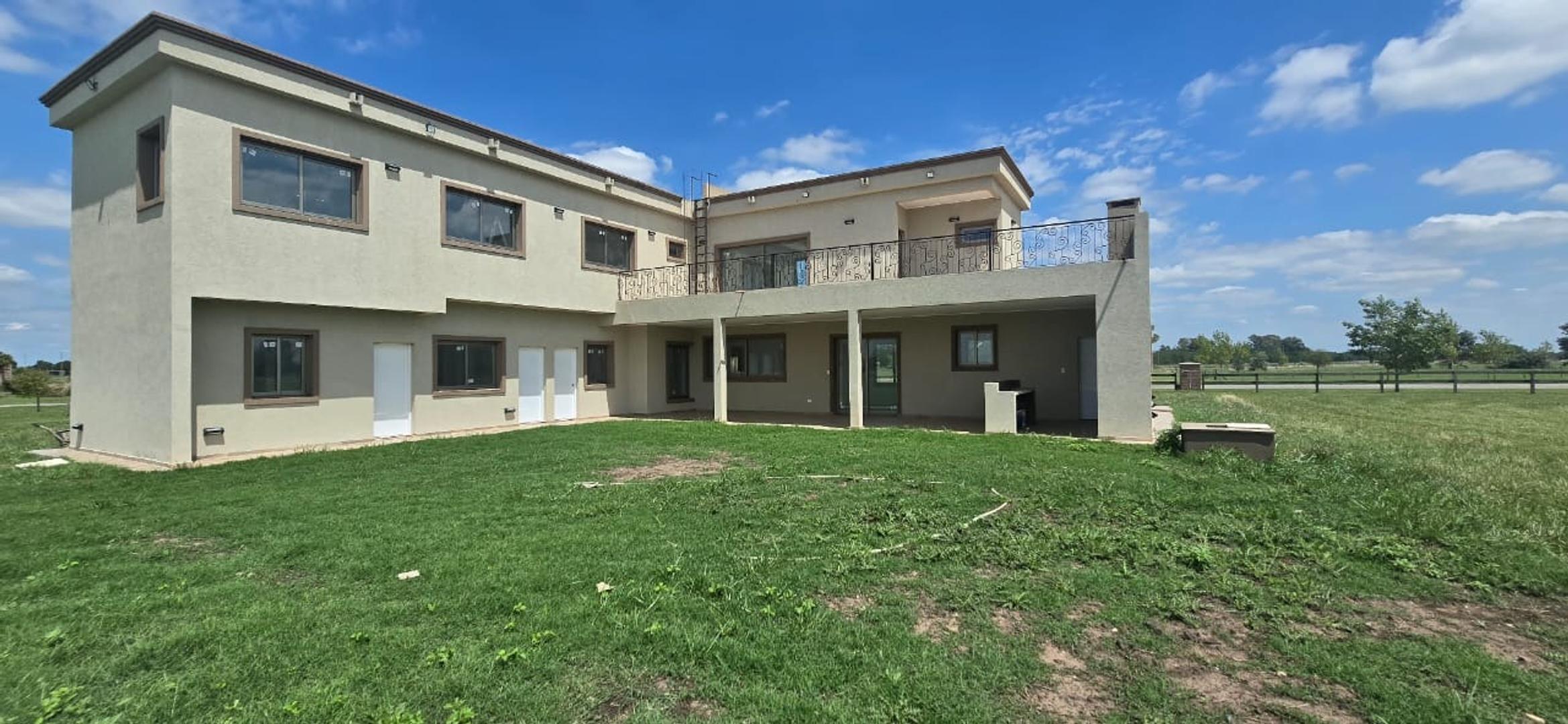 Casa en Venta de 5 dormitorios