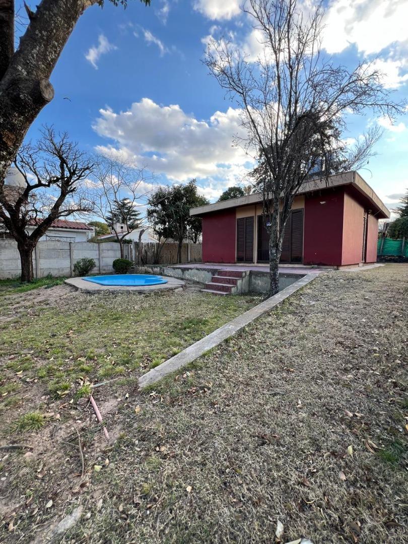 CASA EN VENTA VILLA CARLOS PAZ A RECICLAR APTA CREDITO