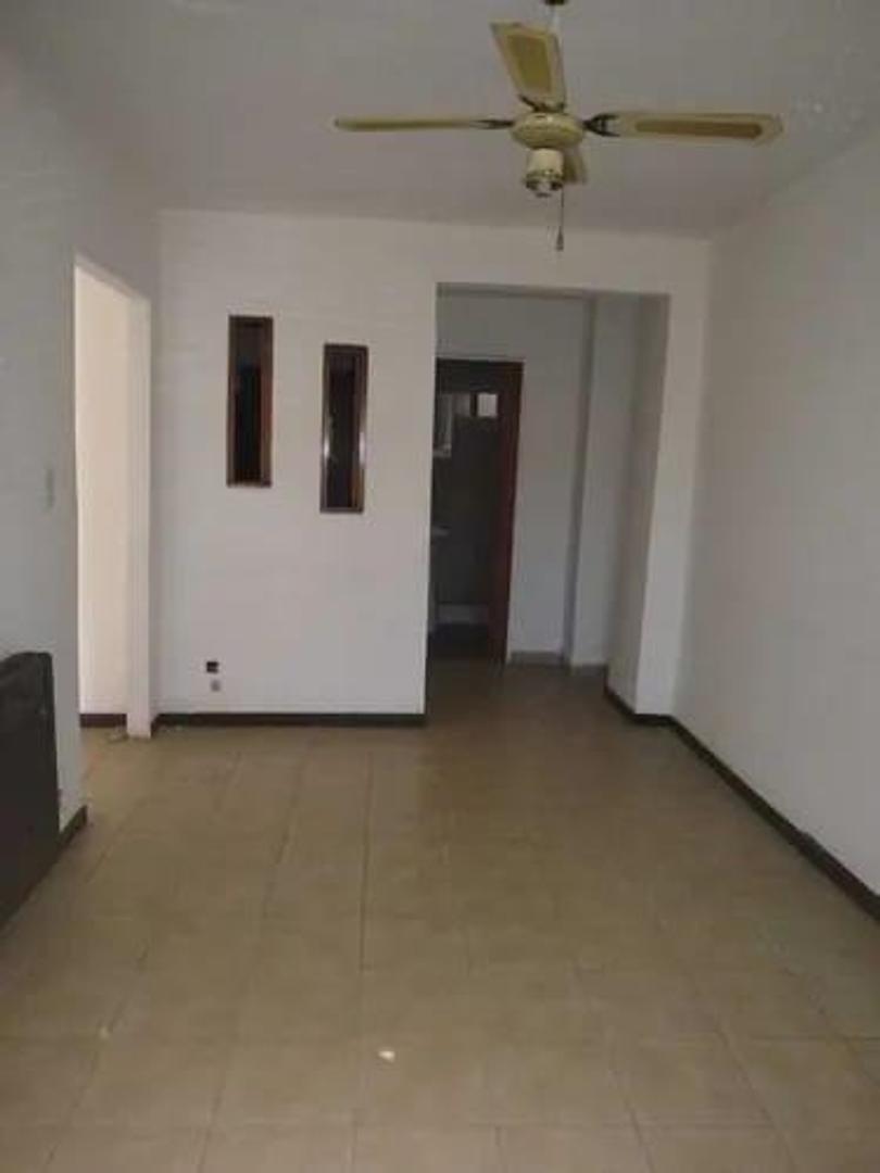 Departamento de 2 ambientes en Ramos Mejia