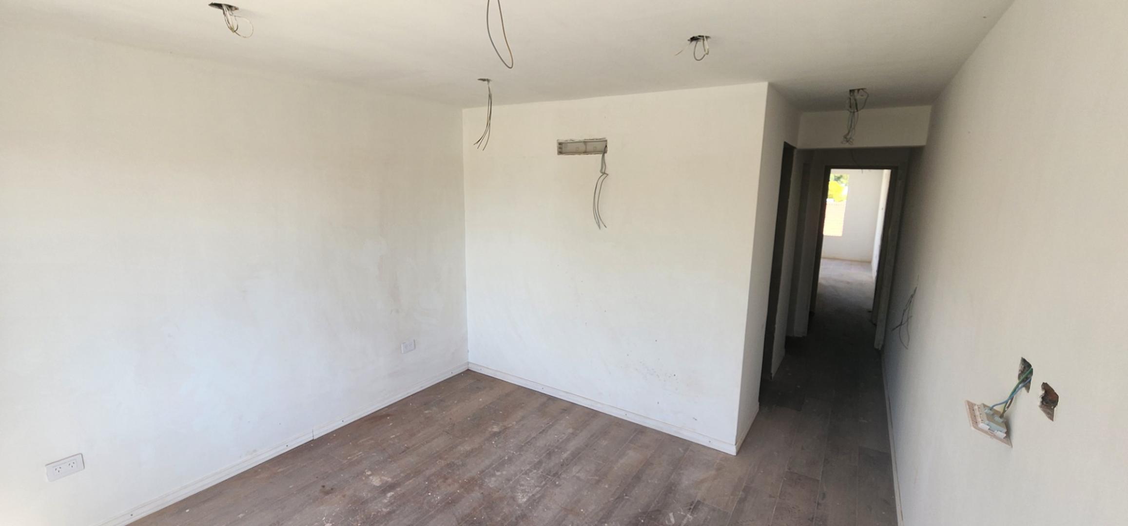 Depto Tipo Casa en Venta con 1 cocheras