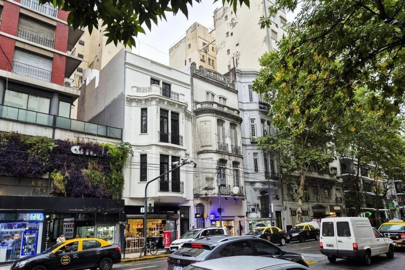 Local mas oficinas - Alquiler - Recoleta