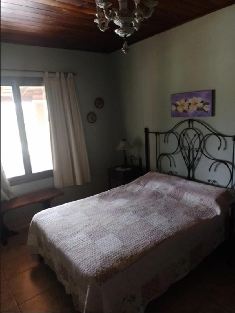 Casa en Venta con 5 cocheras