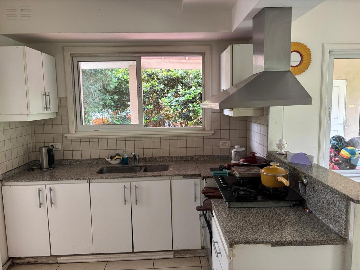 Casa en Alquiler en Buen Retiro, USD 1.100