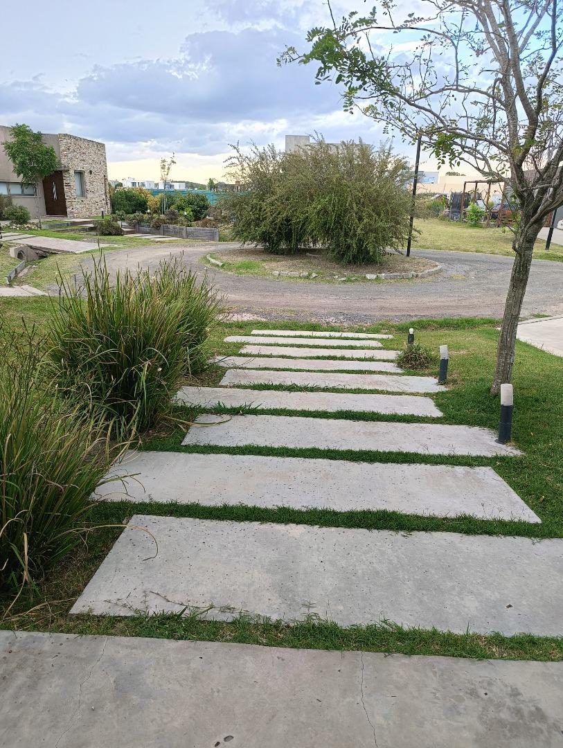 Casa en Venta en Horizontes al Sur, USD 180.000