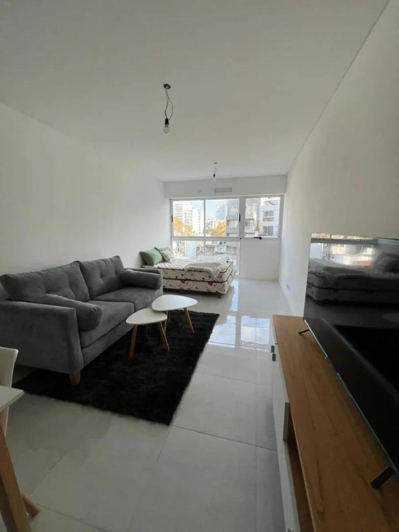 Leopoldo Marechal 800, Piso 7