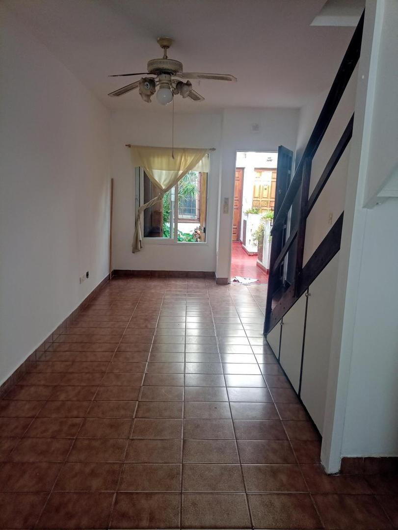 Depto Tipo Casa en Venta en Ramos Mejia, USD 55.000