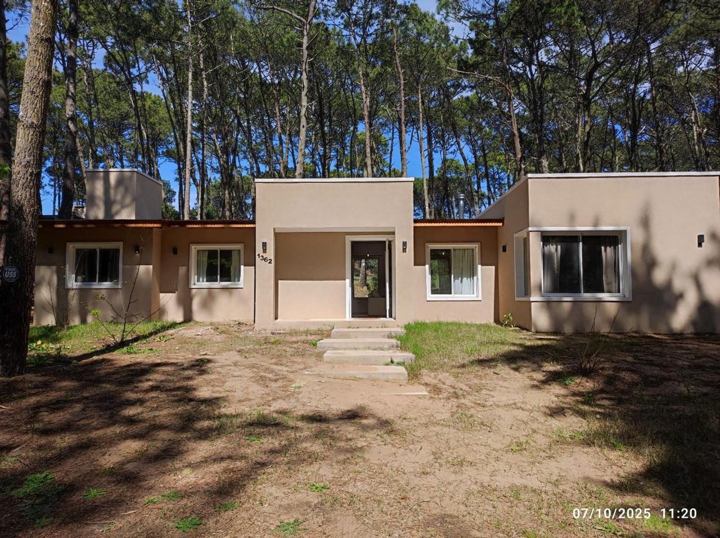 Casa venta Carilo a estrenar amplio parque