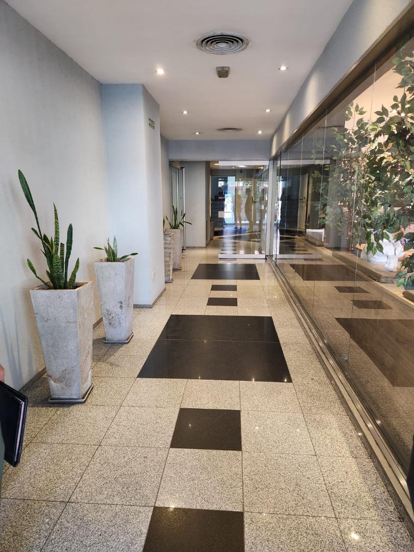 Oficina en Venta 20 años