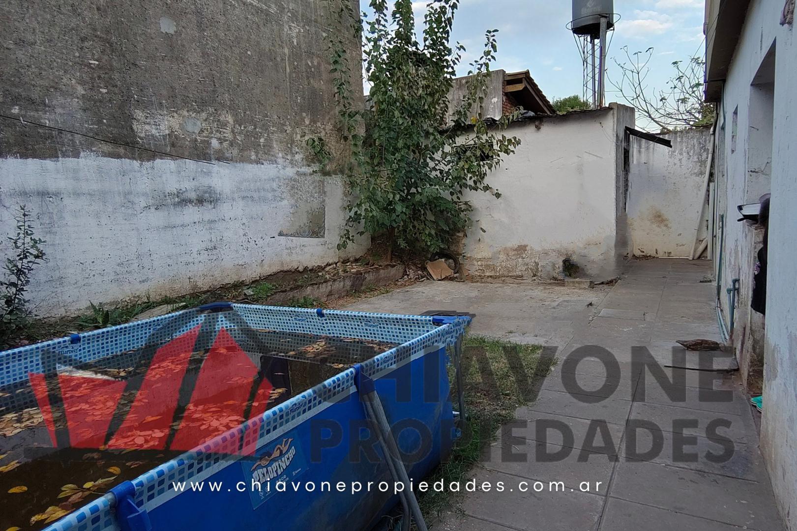 Casa 3 ambientes con 1 baño