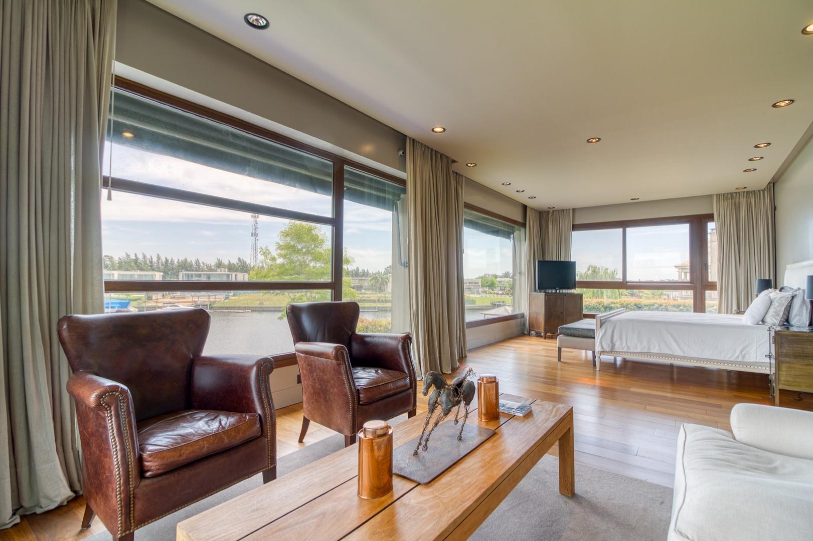 Casa en Venta al Oeste