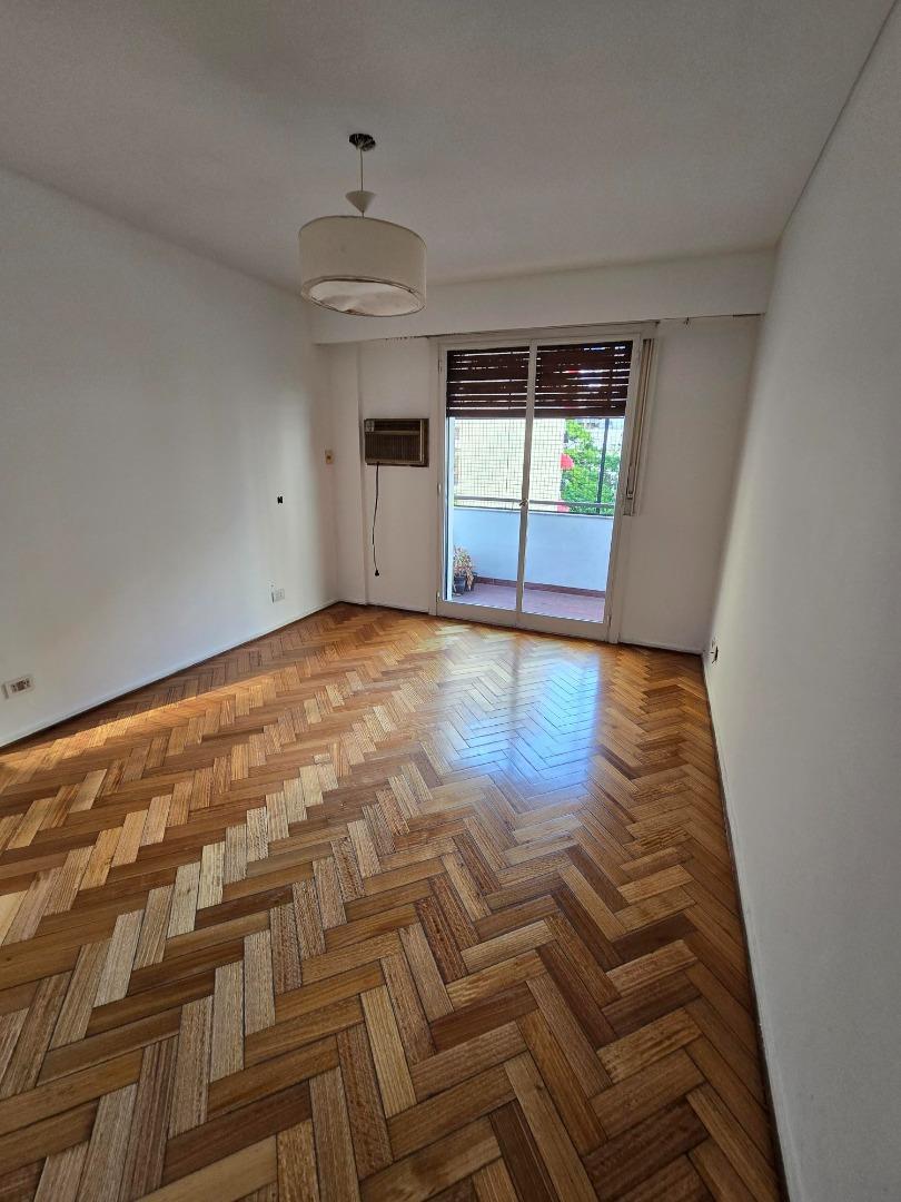 Departamento 4 ambientes con 3 baños