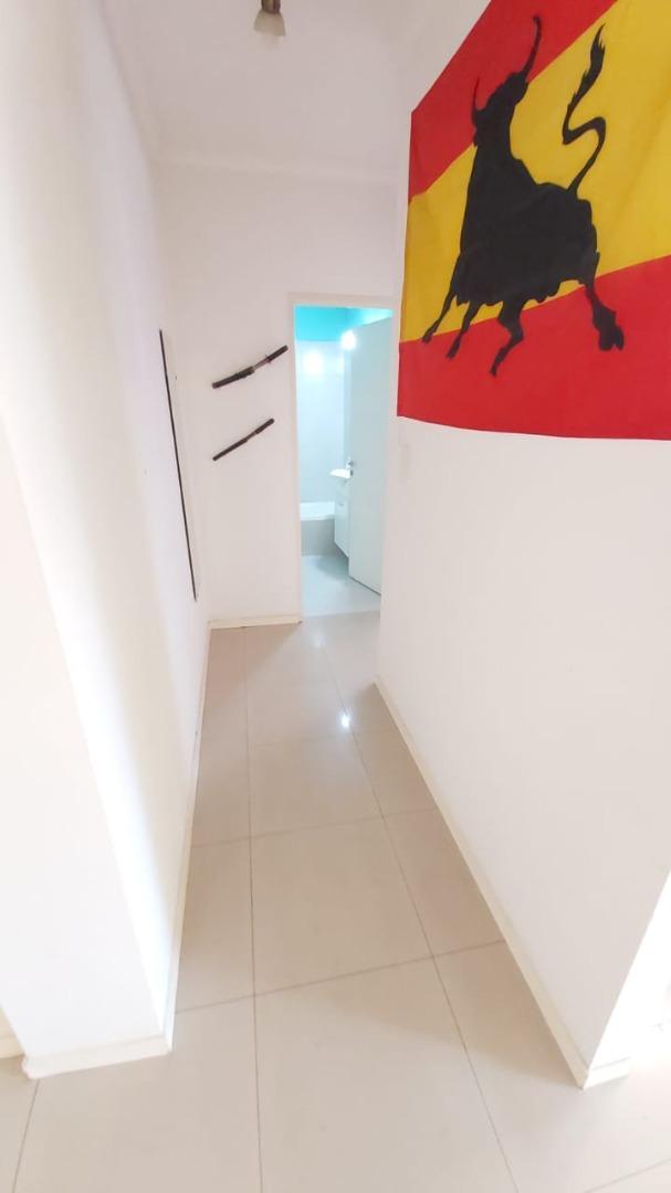 Departamento en Alquiler en Flores Sur, $ 650.000