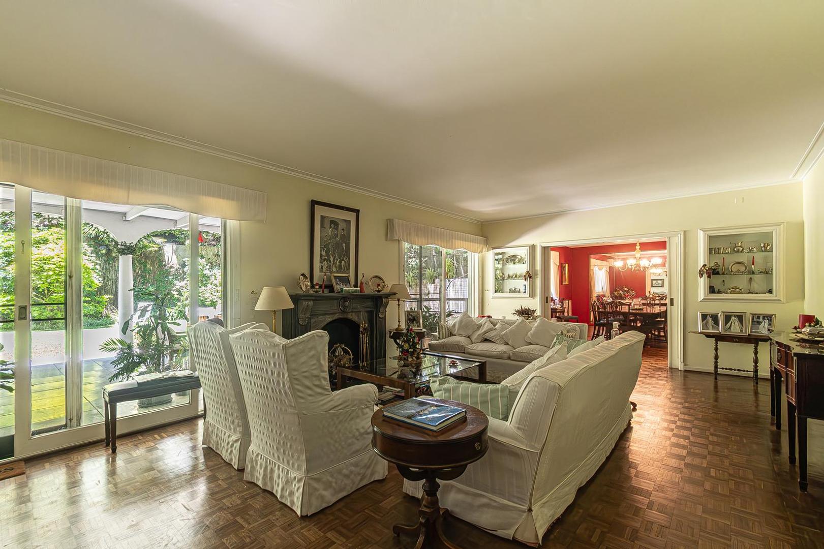 Departamento en Venta de 4 dormitorios