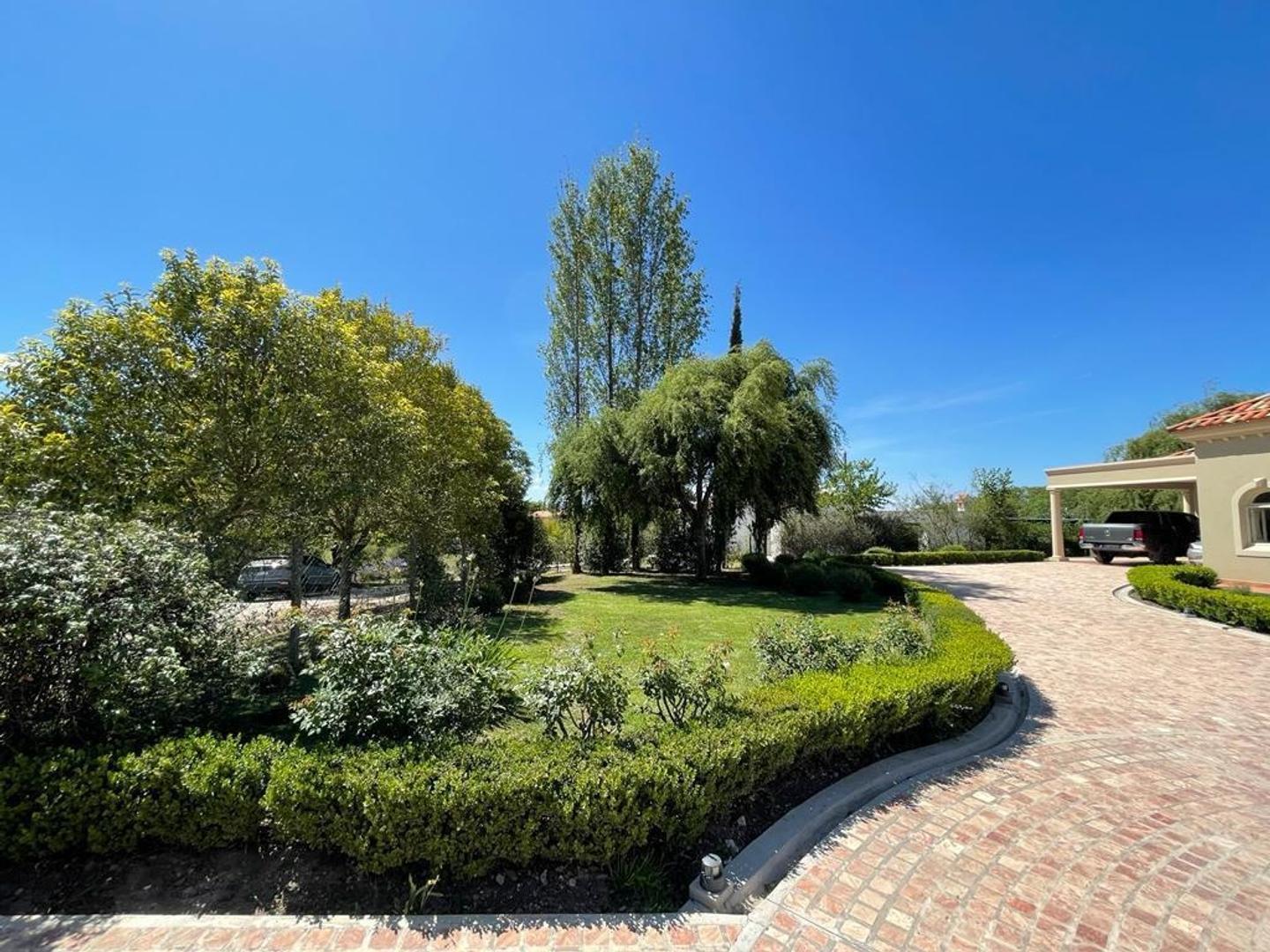 Casa en Venta de 5 dormitorios