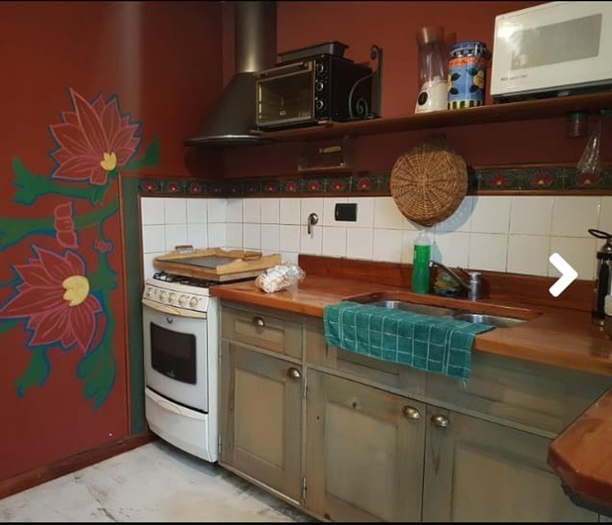 Casa 3 ambientes con 2 baños