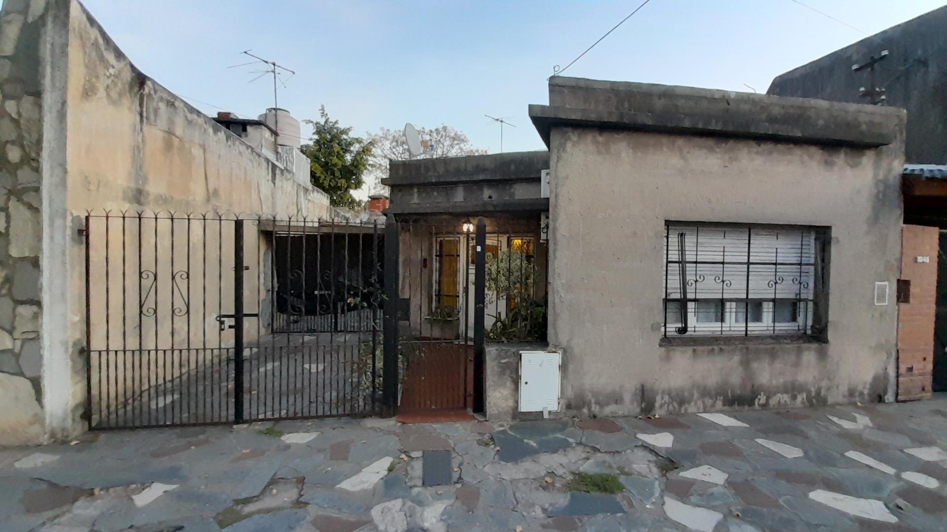 Casa en Venta con 5 cocheras