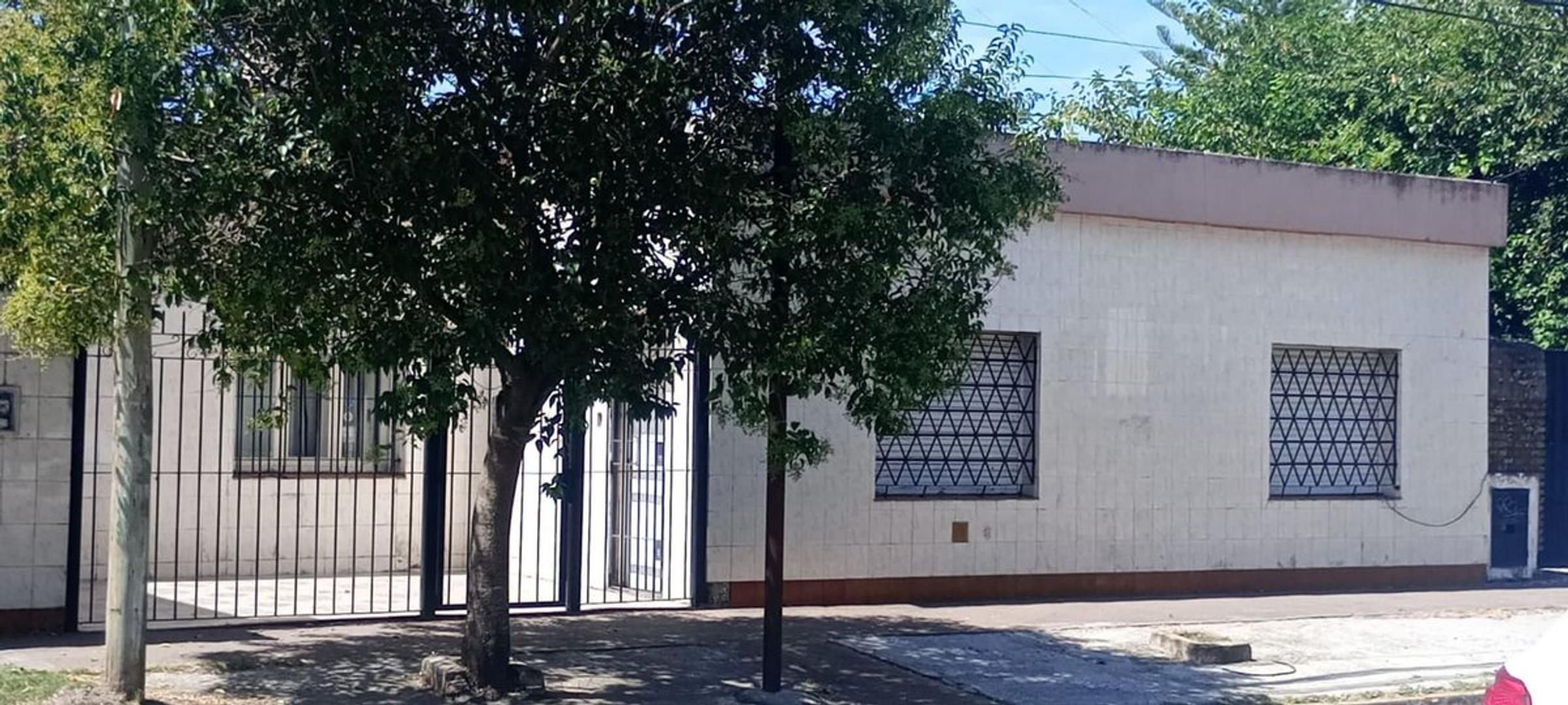 ALQUILER COMERCIAL 5 AMBIENTES VILLA DE MAYO