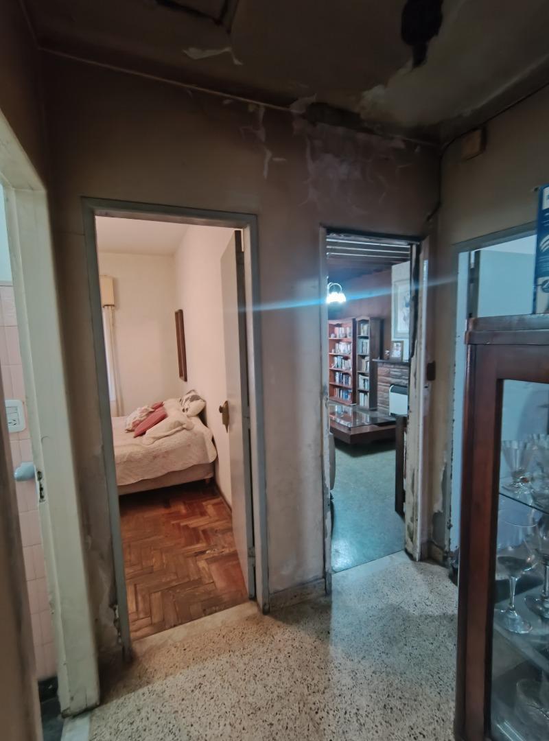 Casa con jardin, quincho y cochera. ¡NO TE LO PIERDAS!