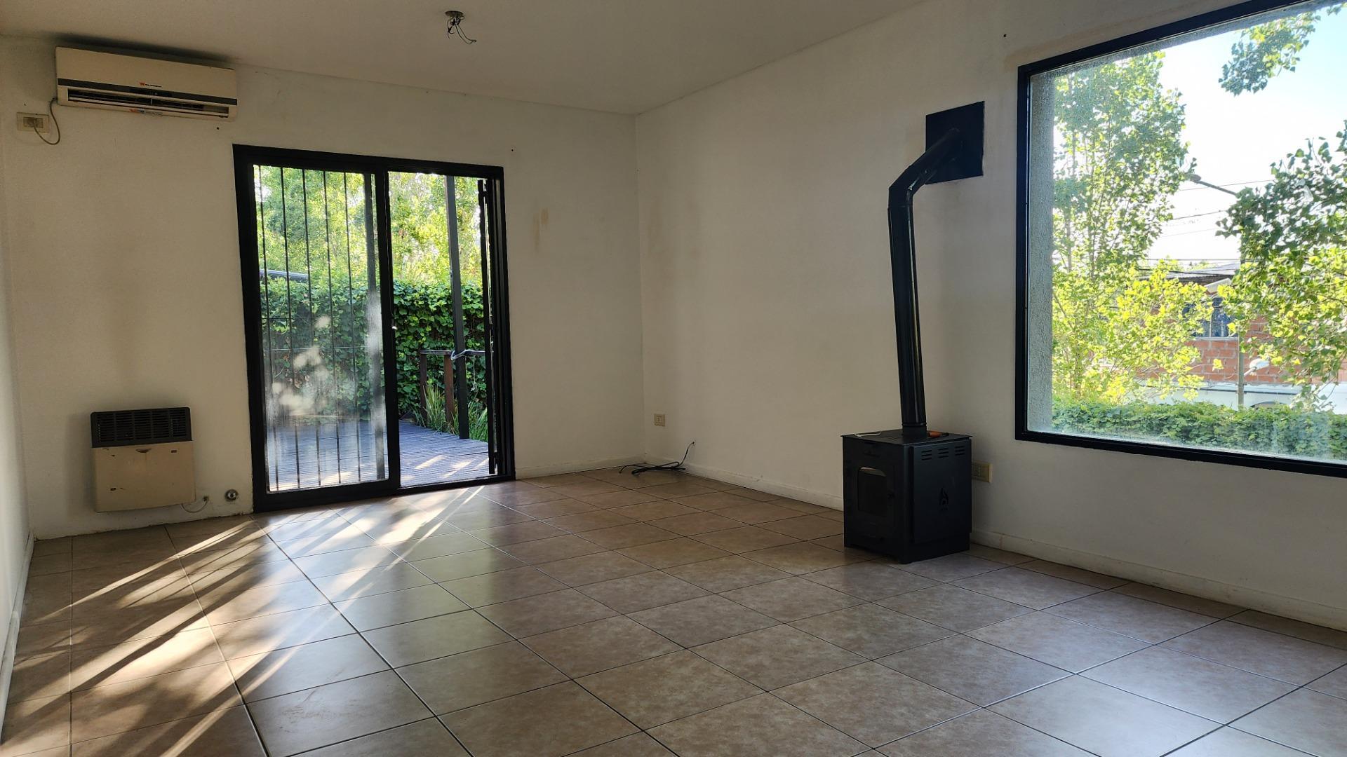 Casa en Alquiler en La Colina de la Horqueta, USD 1.400