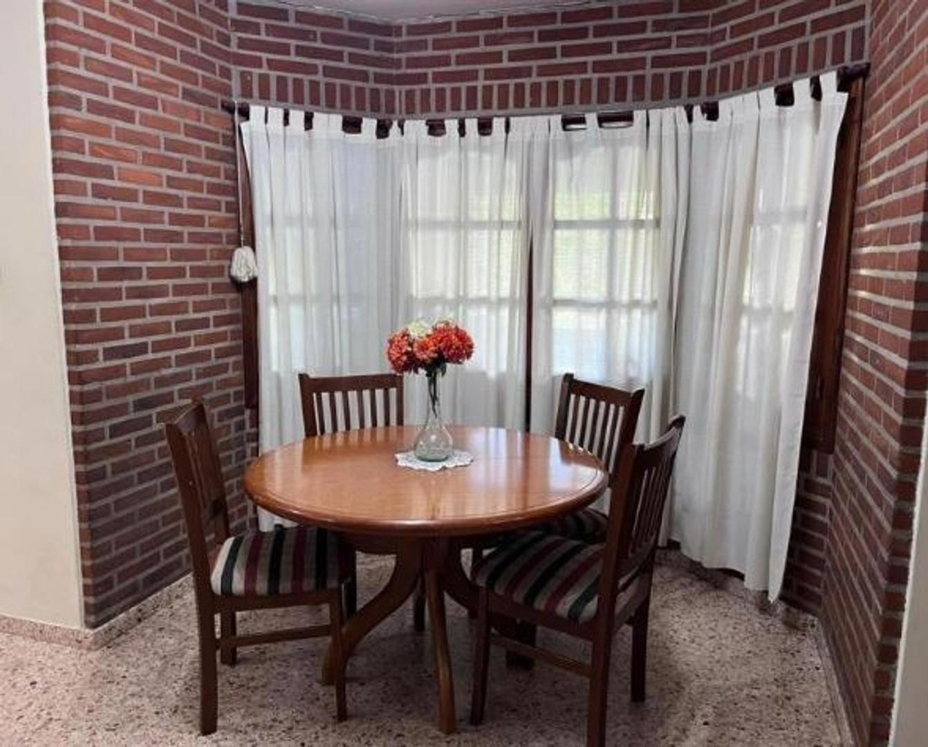 Casa en Venta en City Bell, USD 240.000