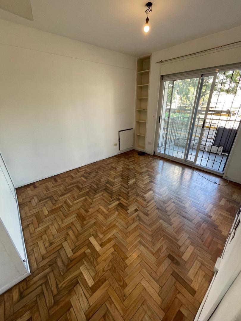 Departamento en Venta en Vicente Lopez Vias / Maipu, USD 89.000