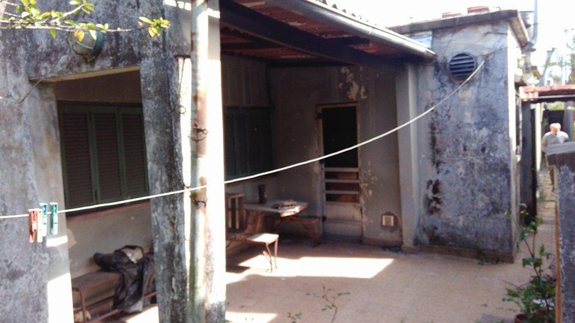 DEPARTAMENTO EN VENTA - CANADÁ AL 3100, VILLA CARAZA - US$ 4