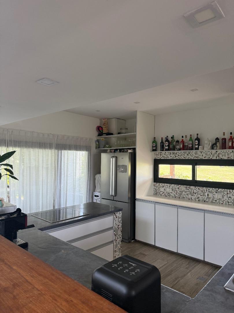 Casa en Alquiler en San Sebastian, USD 1.900