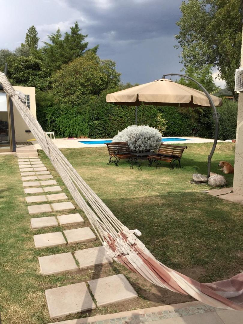 Terreno en Venta en San Luis, USD 360.000