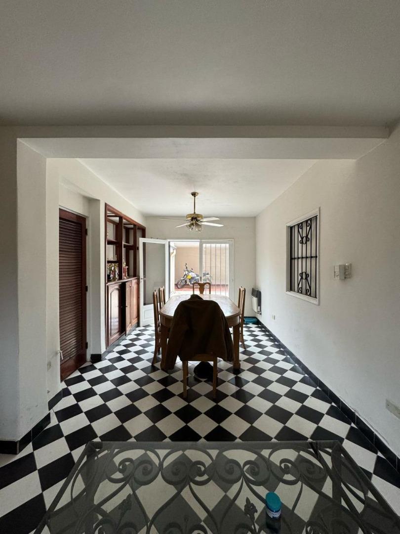 CASA EN VENTA EN TRES CERRITOS, TRES DORMITORIOS