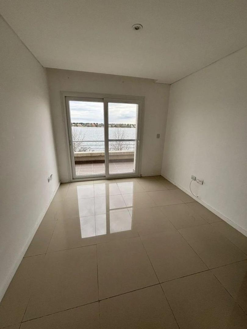 Departamento en Alquiler en Tigre Centro, $ 900.000