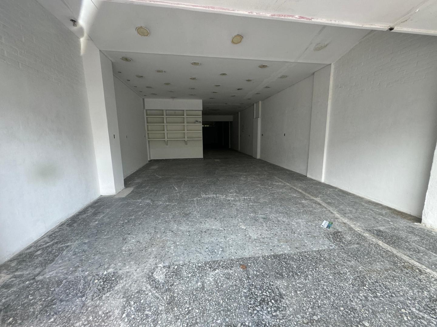 Local en Venta en Tigre Centro, USD 600.000