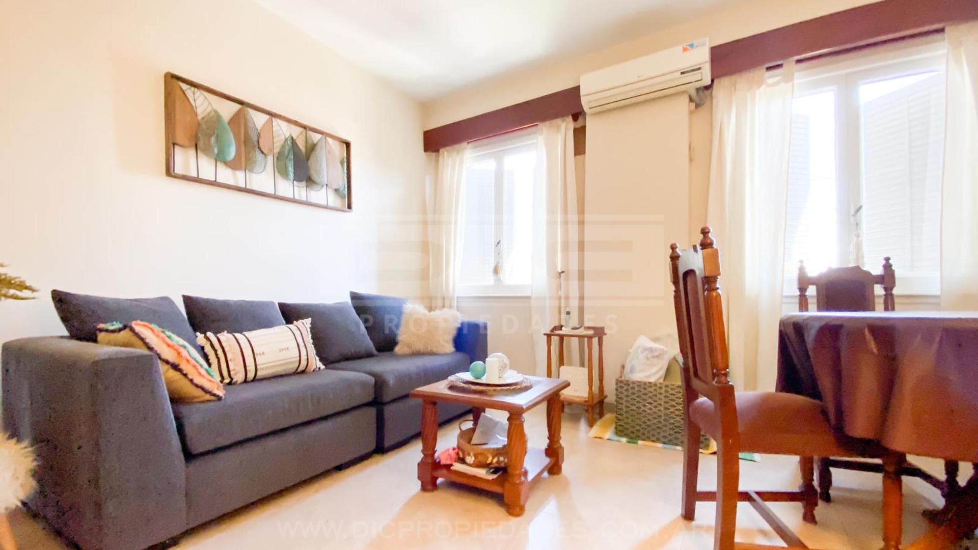 Casa en Venta en Olivos Maipu/Uzal, USD 147.000