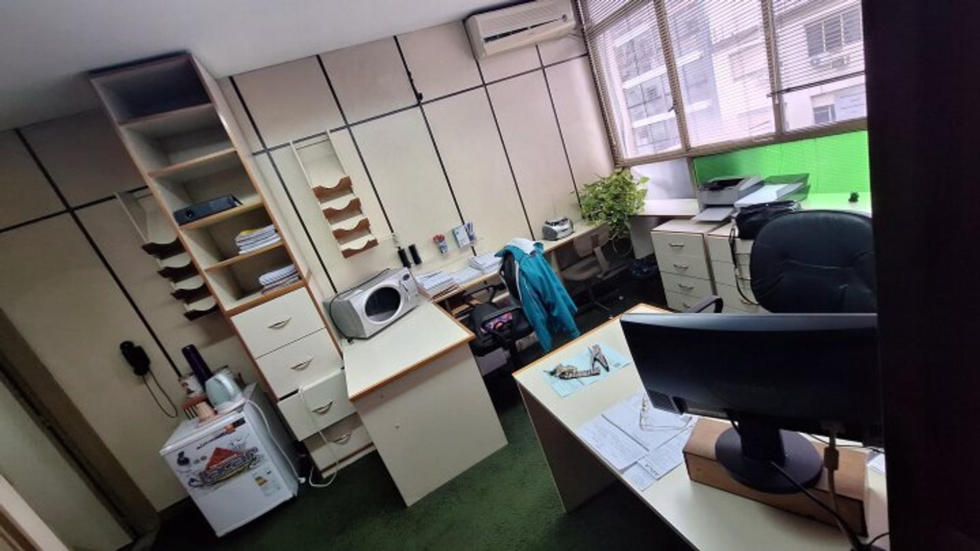 Lavalle 1506 , Piso 7