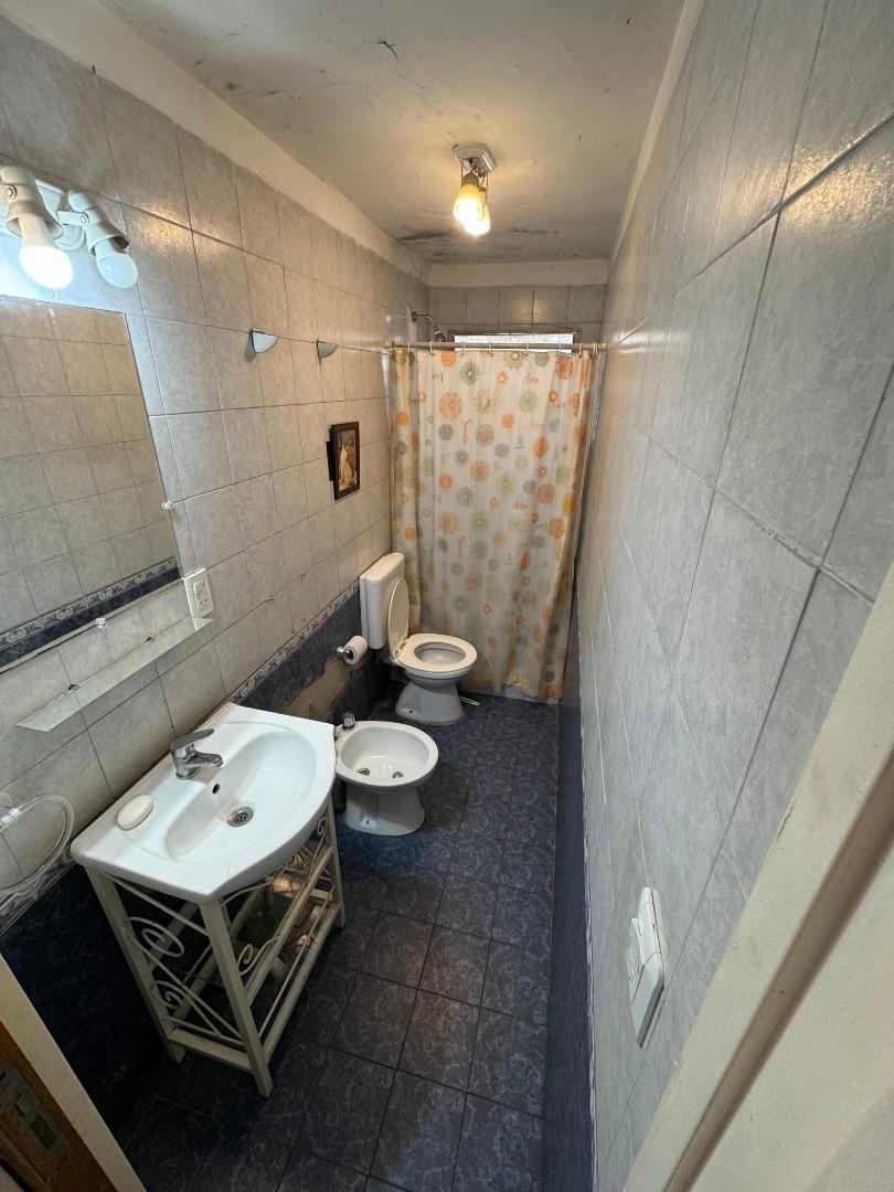 Depto Tipo Casa en Venta en Castelar Norte, USD 48.000