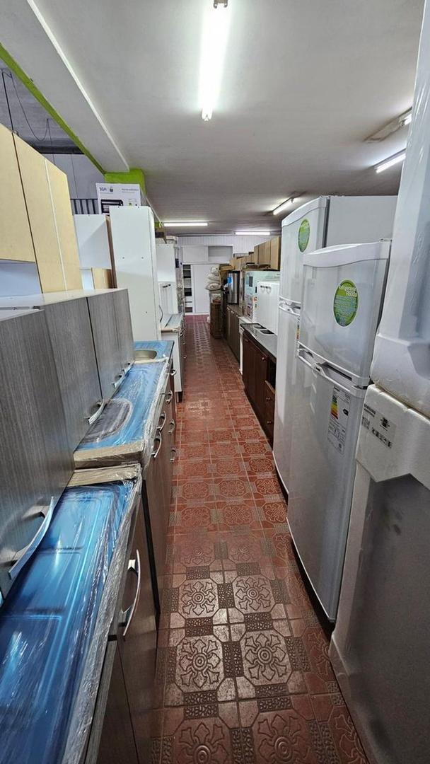 Avenida Blas Parera 9400