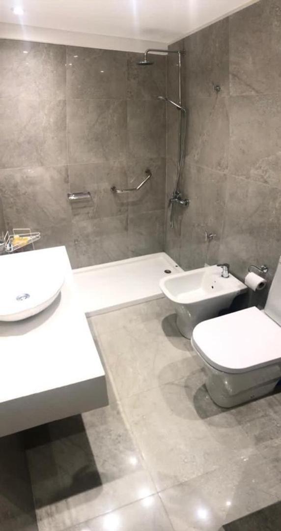 Departamento 4 ambientes con 3 baños