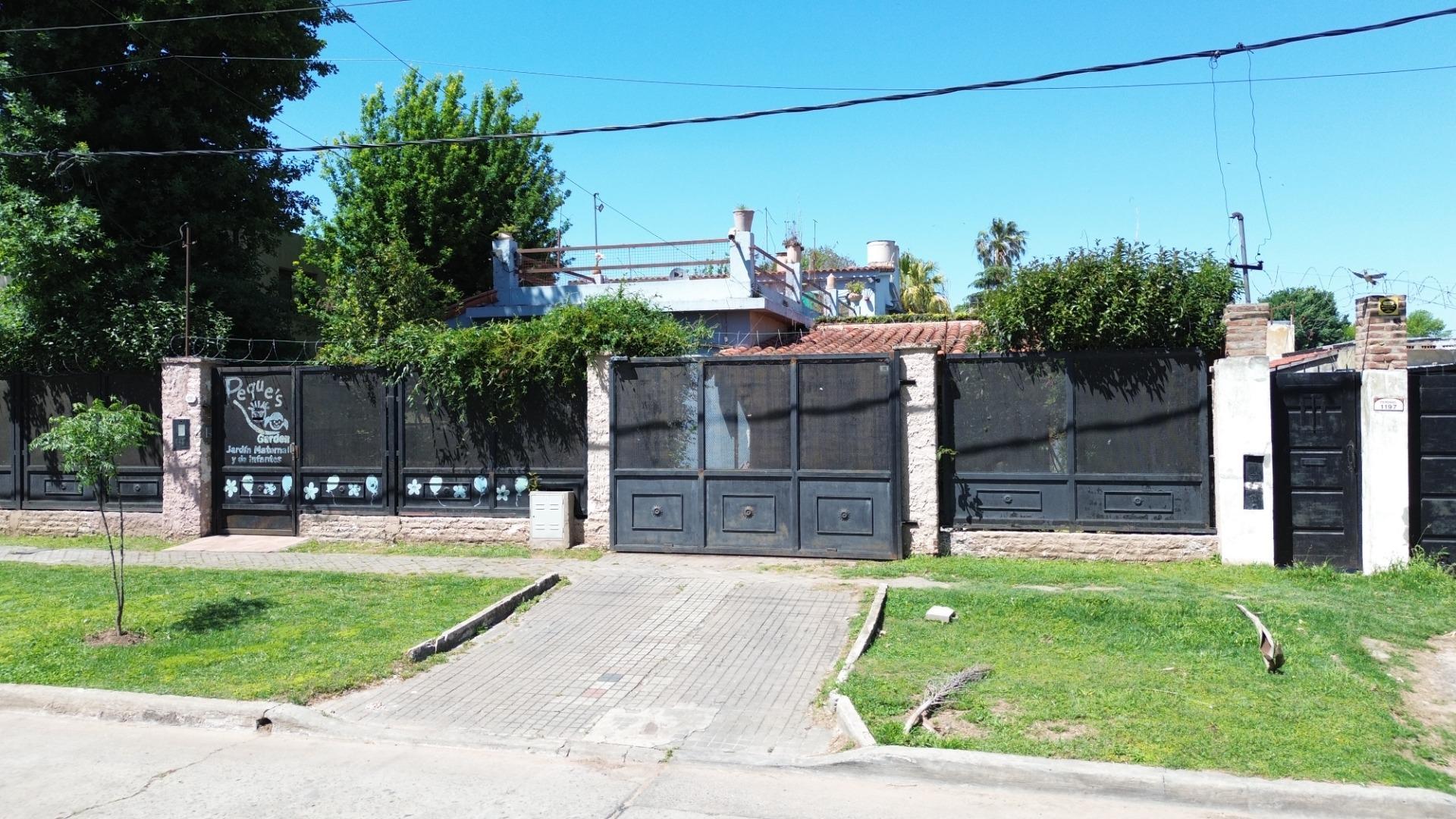 Importante Inmueble - Ideal Instituciones o Uso Comercial-