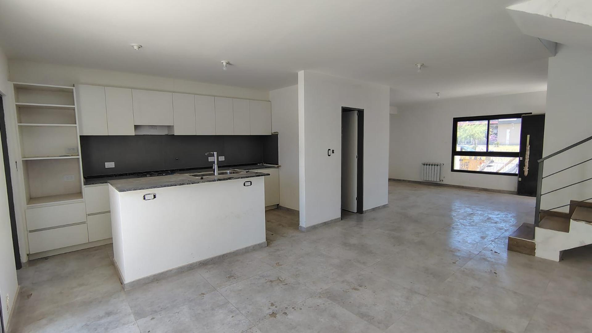 VENTA DUPLEX A ESTRENAR EN DOCTA 3 DORMITORIOS