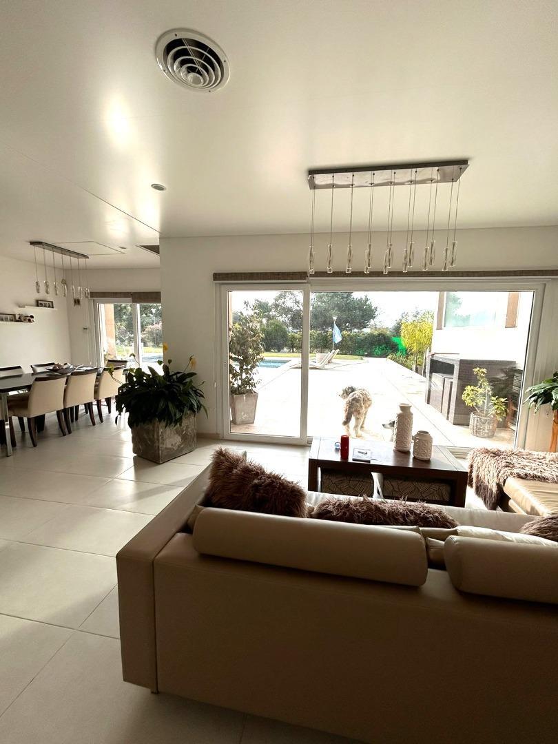 Casa en Venta en Mar De Ajo, USD 450.000