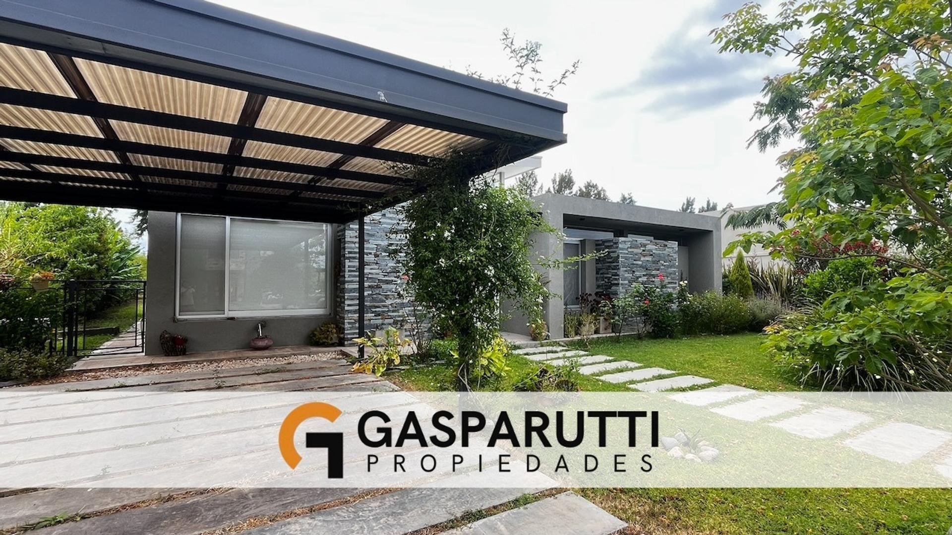 Casa en Venta en San Matías con Pileta