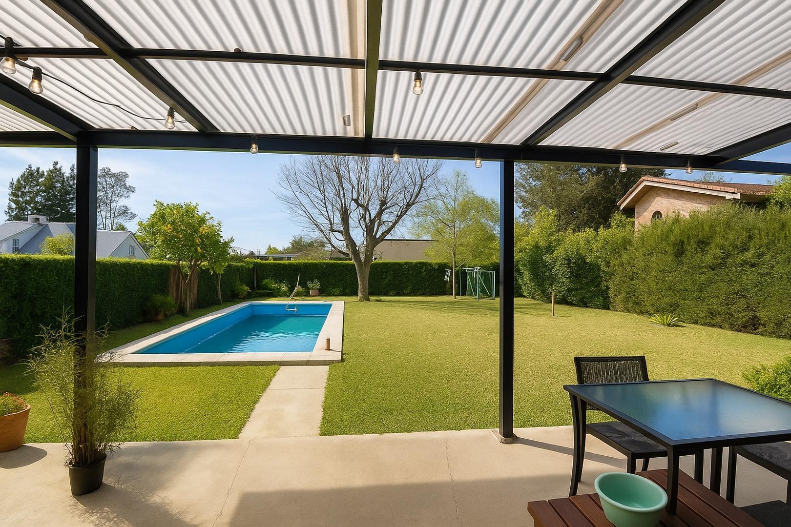 Casa con pileta y parque Bo Pellegrini 3 - Pilar Km 50