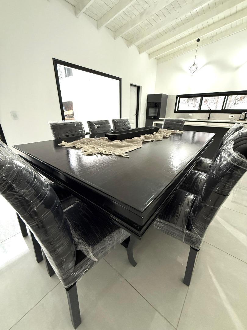 Casa en Country Barrancas de San Benito a 4 cuadras del mar.