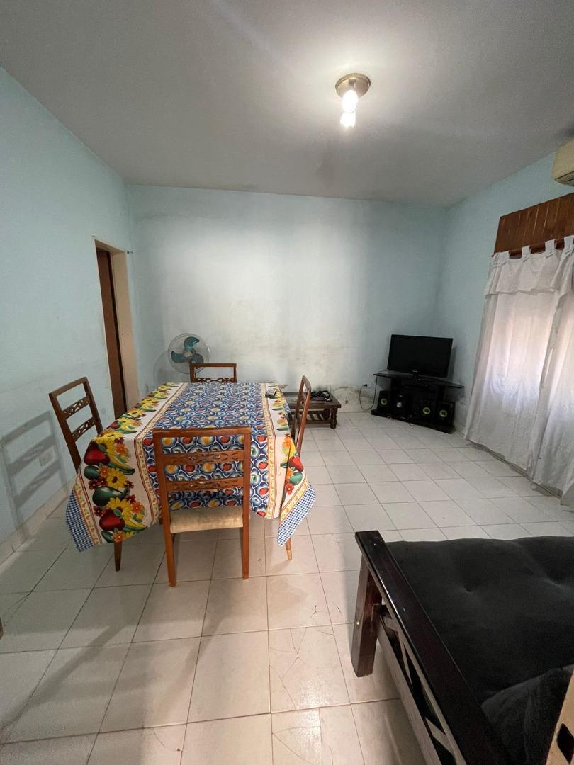 Casa en Venta con 5 cocheras